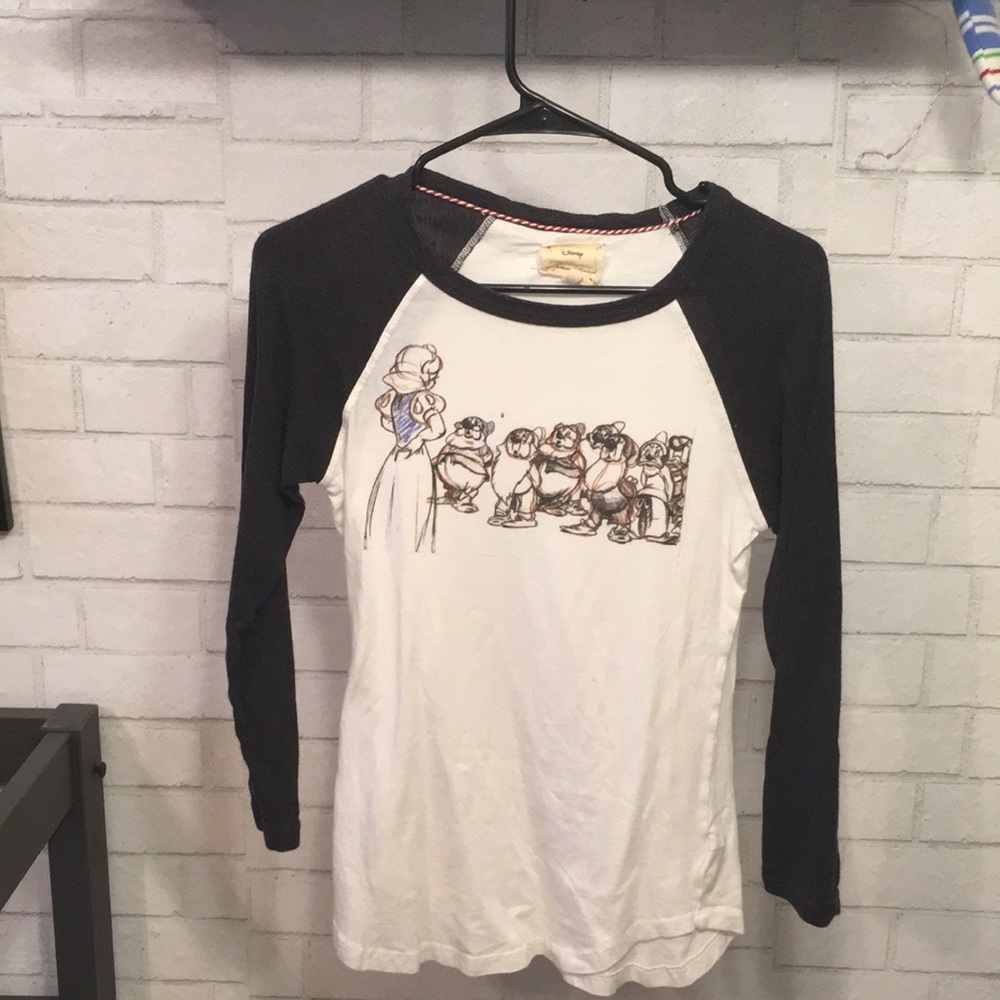 Snow White and The Seven Dwarfs Tee